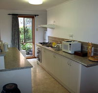Adrienne's Place on the Hill - Perths Hotel