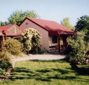 Alpine Country Cottages - Perths Hotel