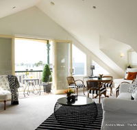 Andre's Mews - Perths Hotel