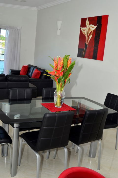 Apartment No 8 - Perths Hotel 2