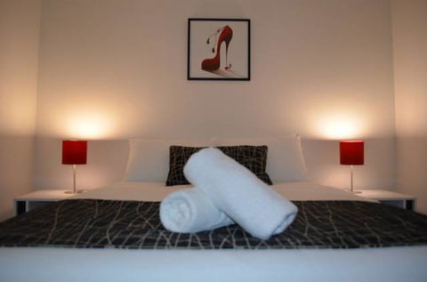 Apex Park Holiday Apartments - Perths Hotel 1