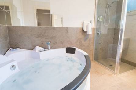 Avala Accommodation - Perths Hotel 3