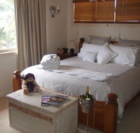 Ayr Bed and Breakfast on McIntyre - Perths Hotel
