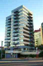 Beachfront Towers Holiday Apartments - Perths Hotel 0