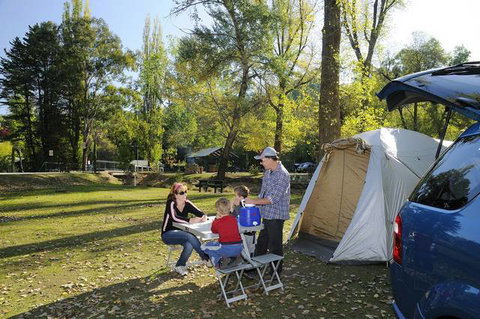 Buchan Caves Reserve - Perths Hotel 1