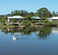 Coachhouse Marina Resort