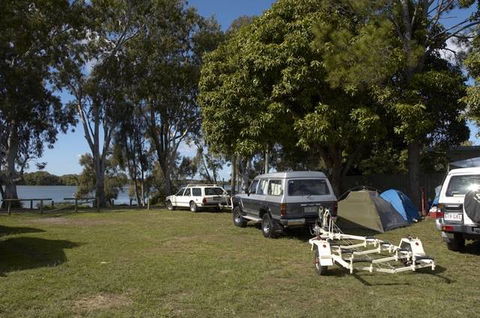 Donnybrook Caravan Park - Perths Hotel 0