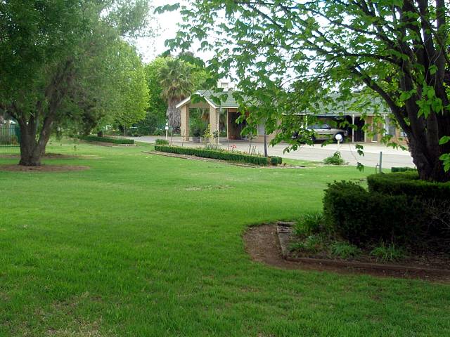 Moorong NSW Perths Hotel