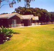 Highview Holiday Village Caravan Park - Perths Hotel