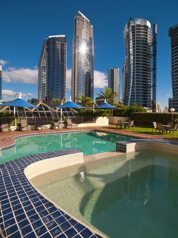 Hotel Grand Chancellor Surfers Paradise - Perths Hotel 2