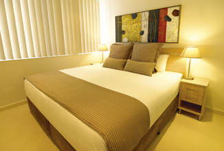 IStay Precinct - Perths Hotel 0