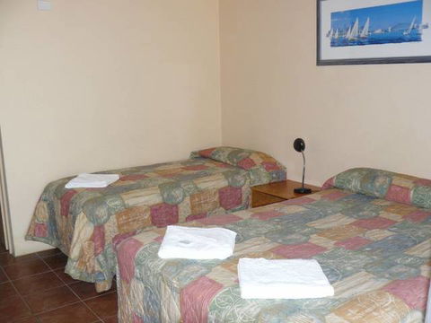 Jurien Bay Hotel Motel - Perths Hotel 5