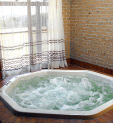 Lookout Motor Inn - Perths Hotel 4