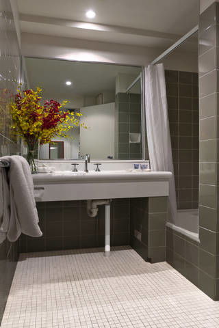 Macleay Serviced Apartment/Hotel - Perths Hotel 1
