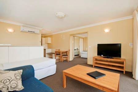 Nagambie Waterfront Motel - Perths Hotel 7