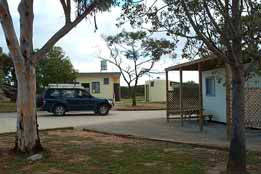 Orroroo Caravan Park - Perths Hotel 2