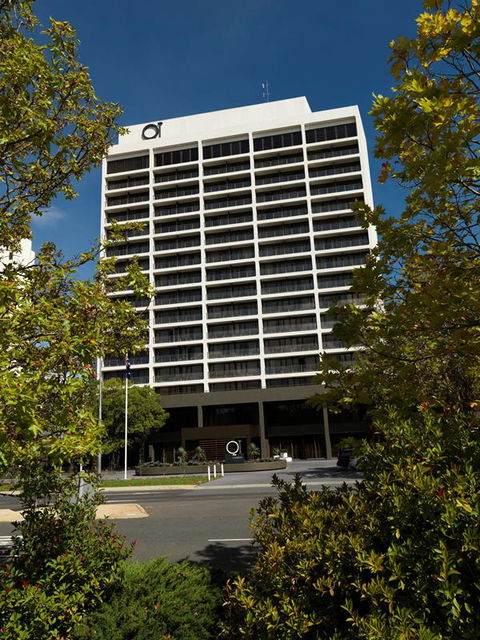 QT Canberra - Perths Hotel 2