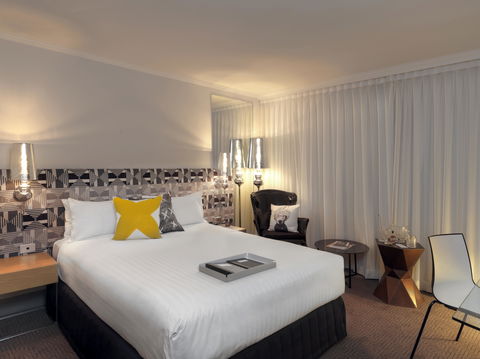 QT Canberra - Perths Hotel 5