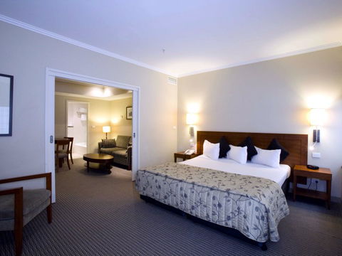 Quality Hotel Batman's Hill On Collins - Perths Hotel 2