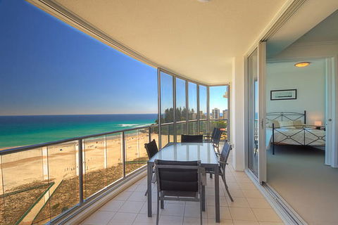 Reflections Coolangatta Beach - Perths Hotel 0