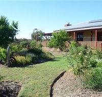 Mureybet Relaxed Country Accommodation - Perths Hotel