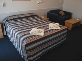 BEST WESTERN Bass And Flinders Motor Inn - Perths Hotel 0