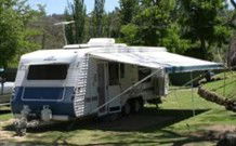 Cooma - Snowy Mountains Tourist Park - Perths Hotel 1