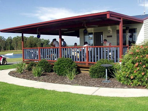 Stoney Park - Perths Hotel 1