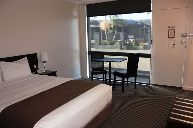 Ardeer VIC Perths Hotel