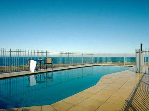 Whitecrest Great Ocean Road Resort - Perths Hotel 1