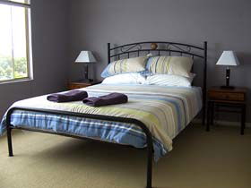 Jacaranda Heights Bed And Breakfast - Perths Hotel 1