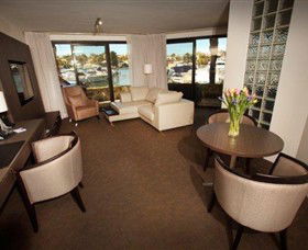 Pier 21 Apartment Hotel - Perths Hotel 0