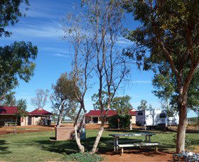 Yalgoo Caravan Park - Perths Hotel 1