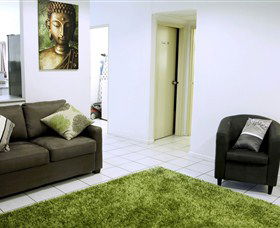 Absolute Beachfront Apartment - Perths Hotel 4