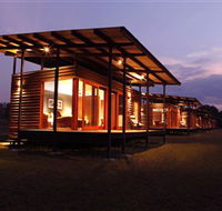 Wildman Wilderness Lodge - Perths Hotel