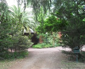 Allan Court Gardens Accommodation - Perths Hotel 1