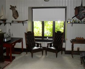 Allan Court Gardens Accommodation - Perths Hotel 2