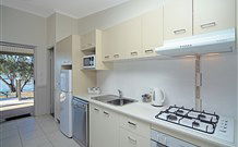 Lake Conjola Entrance Holiday Park - Perths Hotel 1