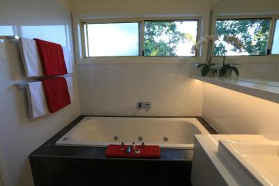 Holmwood Guest House - Perths Hotel 9