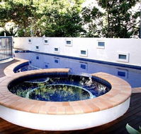 The Cove Yamba - Perths Hotel