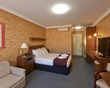 Best Western Tamworth Motor Inn - Perths Hotel 4