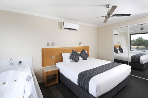 Assured Ascot Quays Apartment Hotel - Perths Hotel 4