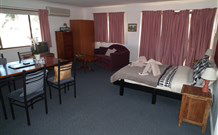 Ambleside Bed And Breakfast Cabins - Perths Hotel 2