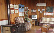 Dairy Flat Farm Holiday - Perths Hotel 2