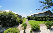 Lake Burrinjuck Leisure Resort - Perths Hotel 1