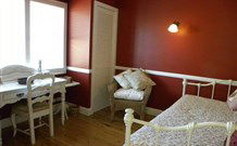 Yahgunyah Cottage - Perths Hotel 2