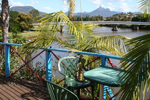 Murwillumbah YHA - Mt Warning - Perths Hotel 9