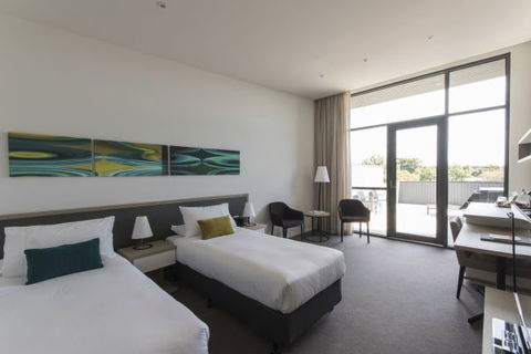 Flinders Hotel - Perths Hotel 7