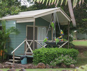 Aussie Outback Oasis Cabin And Van Village - Perths Hotel 2