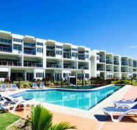 Beachside Magnetic Harbour Apartments - Perths Hotel